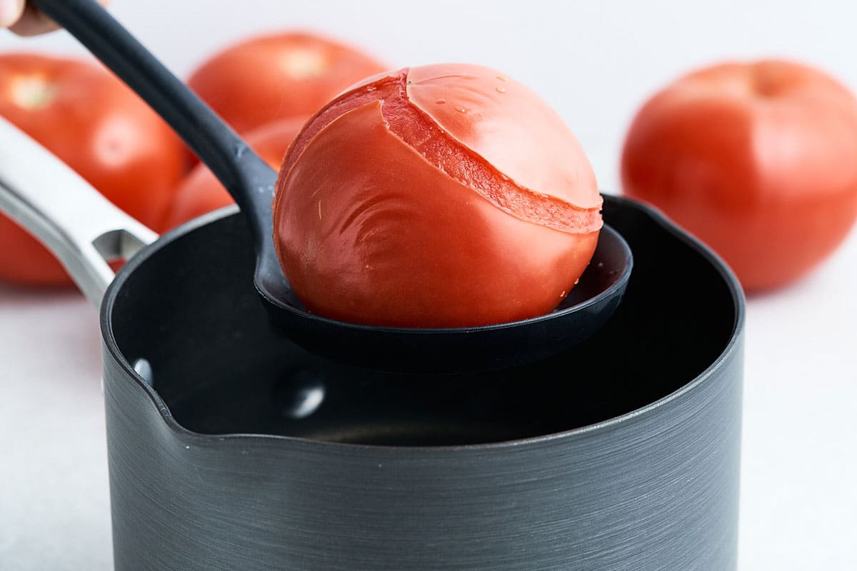 Master Tomato Peeling: Blanching vs. Roasting Methods Compared